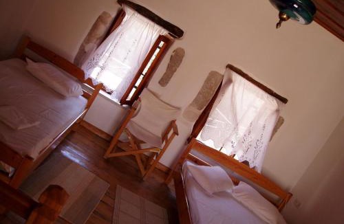 Douliana Apartment | Small traditional house