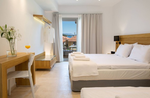 Nidri House | Smile Inn