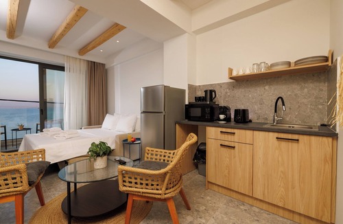 Limenas Chersonisou Apartment | Soho SeaFront Suites