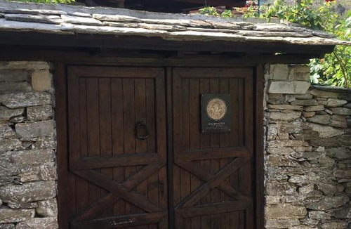 Kazaviti House | Sol Invictus - Lore House