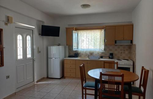 Monemvasia Apartment | Sophie's Sunny Spot 4