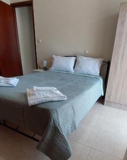 Tsikalaria Apartment | Souda Bay View Retreat