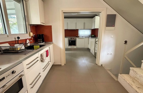 Kriopigi House | Spacious family home 5 minutes from the beach