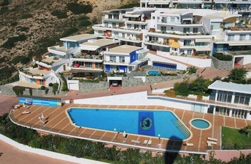 Lygaria Apartment | Spacious Mint Luxury Villa access to Private Beach