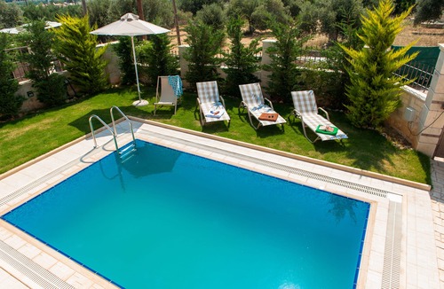 Adele Villa | Spacious pool villa close to Rethimno and beach