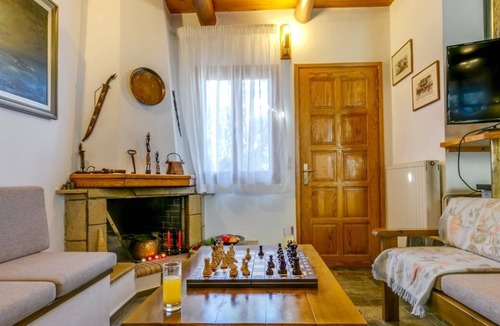 Stamnoi Villa | Spacious Traditional Villa in Beautiful and Quiet Surroundings !