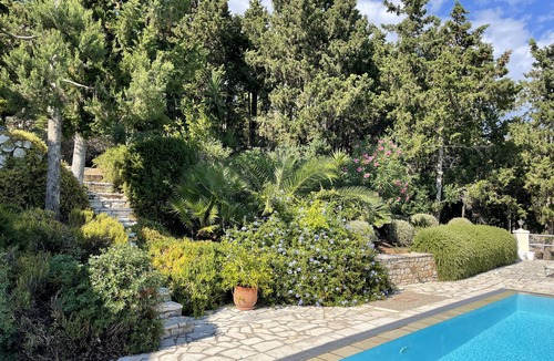 Paxos Villa | Spacious villa in extensive private grounds overlooking Ahai bay near Erimitis