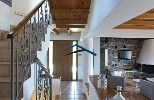 Koundouros Villa | Spacious villa with a pool only 3 minutes by foot from the beach of Koundouros