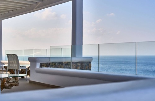Elia Villa | Spectacular Mykonos Suite | Villa Luxor | 5 Bedrooms | Private Pool and Outdoor.