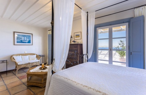 Spetses Villa | Spetses, Traditional Villa on the Waterfront