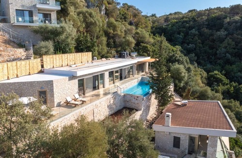 Spartochori Villa | Spilia View - Two Bedroom Villa, Sleeps 4
