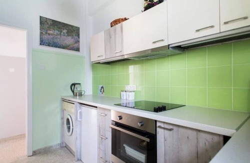 Athens Apartment | Splendid Room Huge Terrace View to the Acropolis
