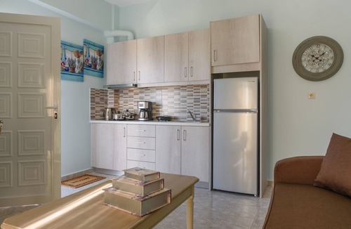 Kalamaki Apartment | Spyros Aptmts - Afroditi - with sea view