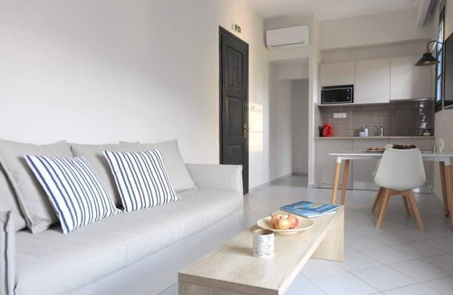 Stalida Apartment | Standard Villa with Sea View, Sleeps 4