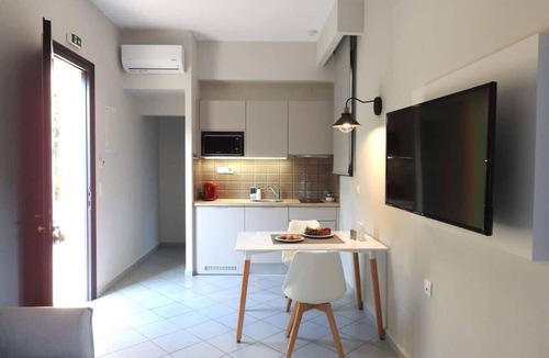 Stalida Apartment | Standard Villa with Sea View, Sleeps 4