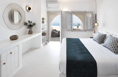 Pyrgos Hotel | Star Infinity Suites
