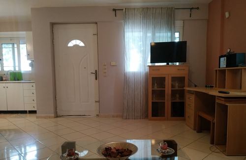 Spata-Artemida Apartment | Stavros Apartments