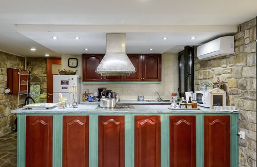 Mikri Mantineia House | Stone Garden Studio - Private Vacation Hideout