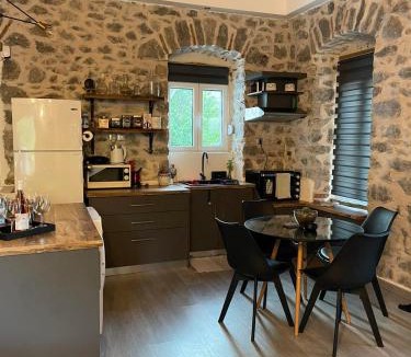 Pilio House | Stone House 1909 Pili Evia
