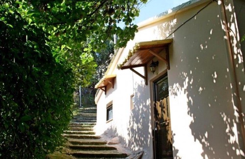 Dafnata Apartment | Stone House PLATON
