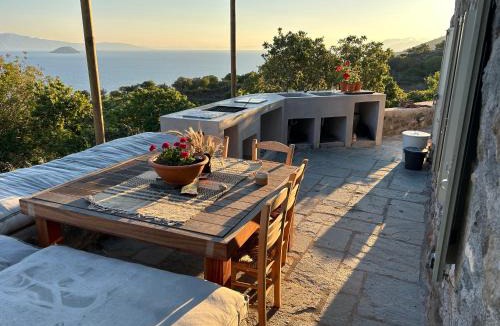 Mandraki Villa | Stone House Siga Siga. Enjoy Serenity & Privacy