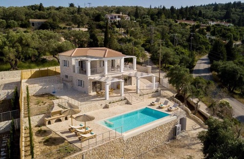 Paxos Villa | Stone Villa with Infinity Pool & Sea Views