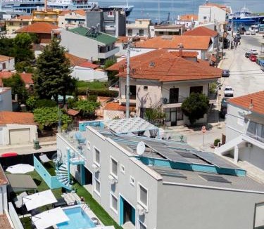 Keramoti House | STREET 90 Luxury Apartment