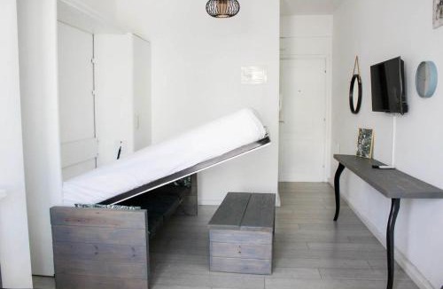 Nea Khili Apartment | stuDio 57 13