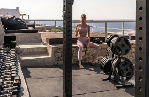 Paradise Hotel | Studio 6 - Sea View, Shared Infinity Pool, Bar, Outdoor Gym, 4' from beach