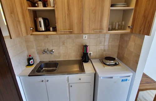 Melikia Apartment | Studio Apartment 'Alexandra Studio 2' with Private Balcony & Wi-Fi