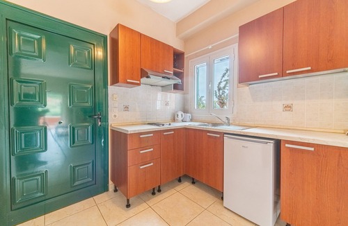 Lakones Apartment | Studio Apartment 'Arianna Superior Studio 18' with Shared Pool, Balcony & Wi-Fi