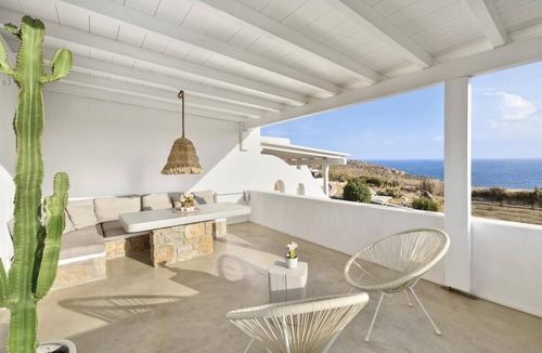 Kalafatis Apartment | Studio Apartment 'Vlia Mar Myconian Residences 35' with Sea View, Wi-Fi and Air Conditioning