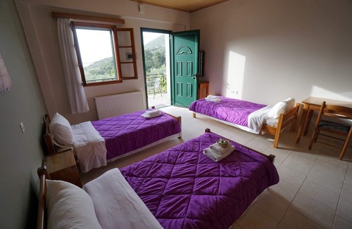 Dhrakata House | Studio Apartments a Breath Away From Myrtos by Prime