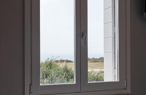 Kithira House | Studio Julie