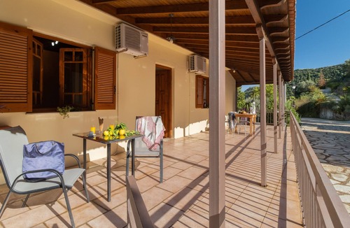 Lefkas Apartment | Studio "Krinos 1" with Mountain View, Garden & Wi-Fi