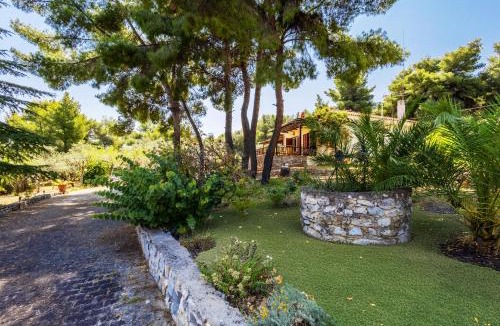Lokroi House | Stunning Evia Sea View Country House
