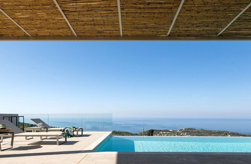Kavallos Villa | Stunning Lefkada Villa | 2 Bedrooms |.