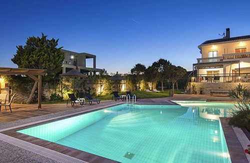 Lahania Villa | Stunning private villa for 10 guests with A/C, WIFI, private pool, TV, terrace and parking
