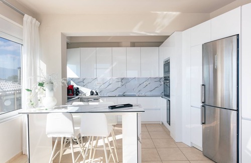 Sternes Villa | Stunning sea Vistas and Full Privacy Next to Marathi & Loutraki Beaches!