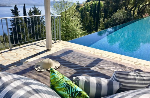 Petaleia Villa | Stunning Villa and Location!