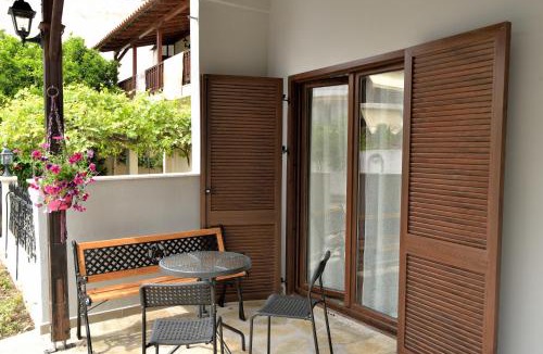 Nea Potidaia Apartment | Suite Loft Apartment Konstantinidis