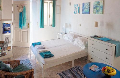 Pylos-Nestoras Apartment | Summer Garden Studio - village location