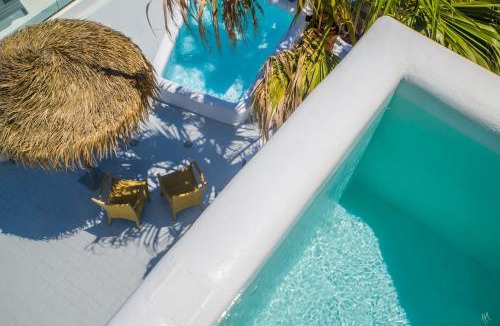 Akrotiri Villa | Summer Lovers Villa