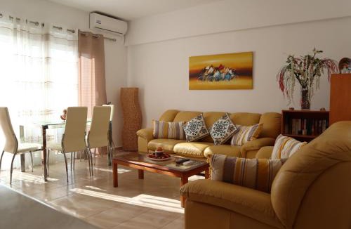 Haraki Apartment | Summer Lovin