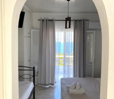Ieromonachos Apartment | Sun&blue