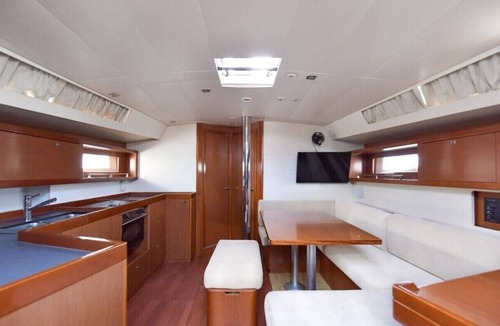 Paleros Boat Rental | Sun-Kissed Sailing Adventure in the Ionian Islands