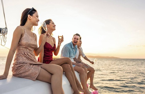Kiato Boat Rental | Sun-Kissed Sailing Adventure in Peloponeso