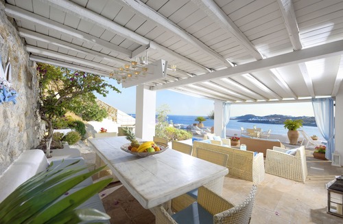 Ornos Villa | Sun,Romance and a Unique Sandy beach!