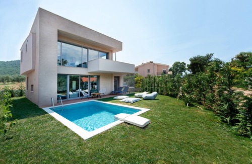 Skala Rachoniou Villa | SunBlue Villa Modern Private Pool