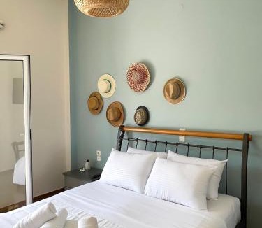 Korinthos Apartment | Sunny Beach House
